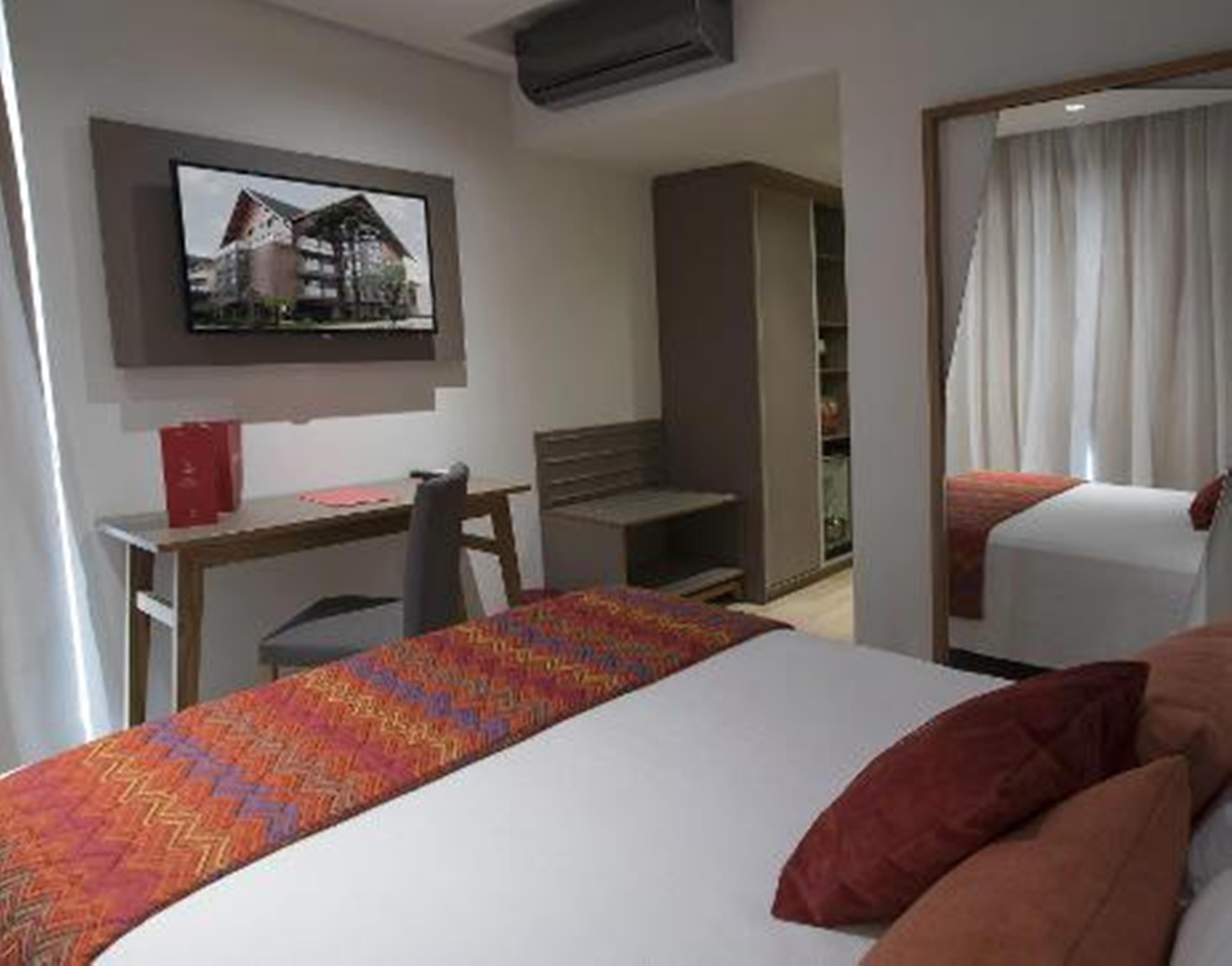 Hotel Laghetto Stilo Centro 그라마도 외부 사진 A room at the hotel